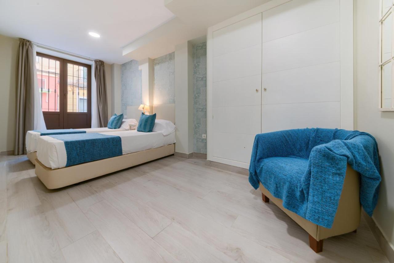 Holidays2Malaga Suites Екстер'єр фото