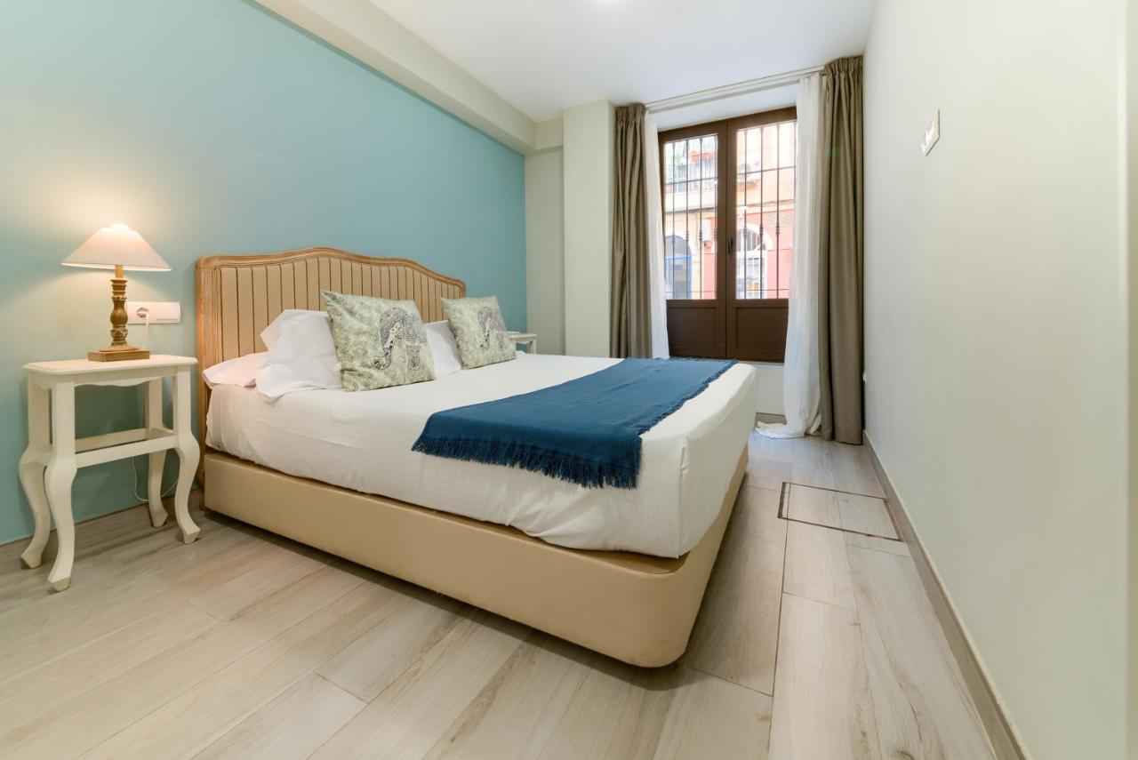 Holidays2Malaga Suites Екстер'єр фото