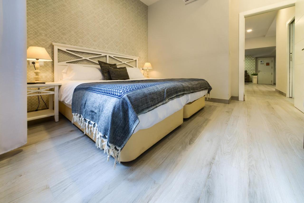 Holidays2Malaga Suites Екстер'єр фото