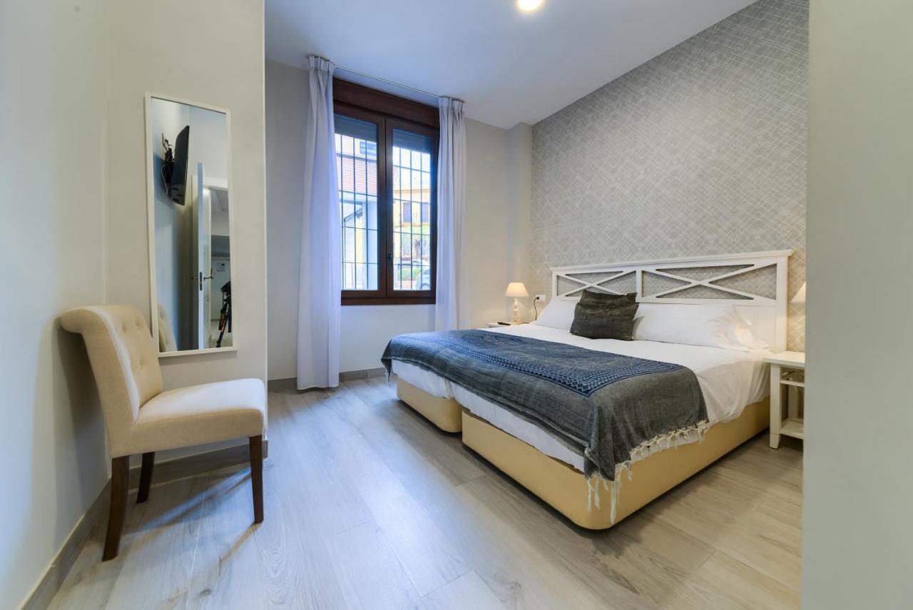 Holidays2Malaga Suites Екстер'єр фото